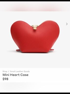 Cuyana Mini Heart Case - Red